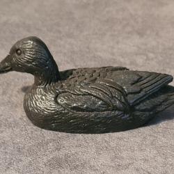 Souchet en étain signé J.Maillard