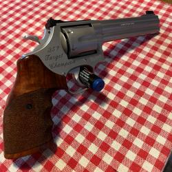 Smith&wesson 686-4 target super champion 6pouces