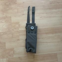 Poche radio PRC 152