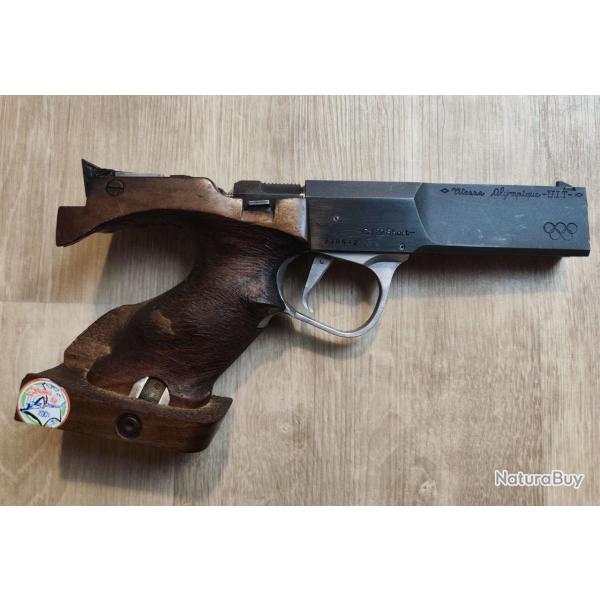 Pistolet de précision UNIQUE modèle DES 2000 U - Calibre .22 Short (Occasion)