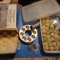 Slugmaker cal 68 + projectiles