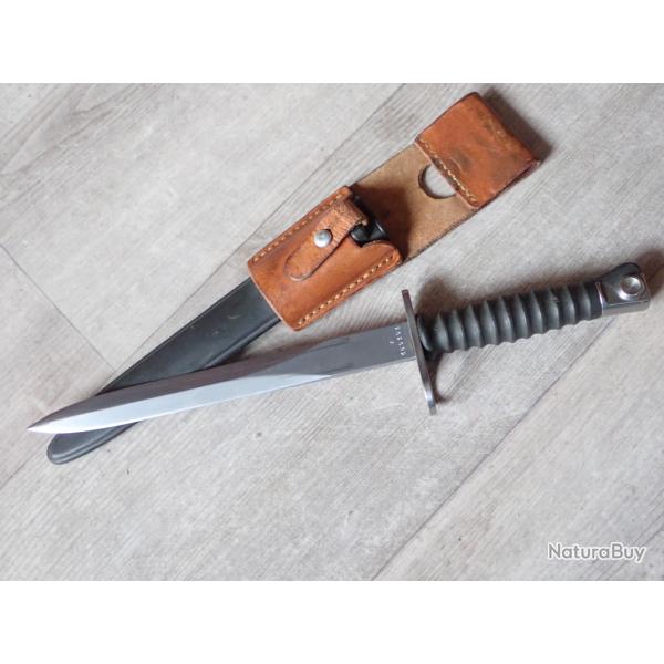 V 359393 Baïonnette Suisse FASS 57 + porte fourreau