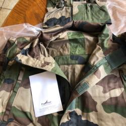 Veste camouflée grande taille 105/112M avec capuche