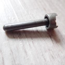 Pièce détachée pistolet parabellum P06/29 : Embase (tige guide du ressort du percuteur) - Firing Pin