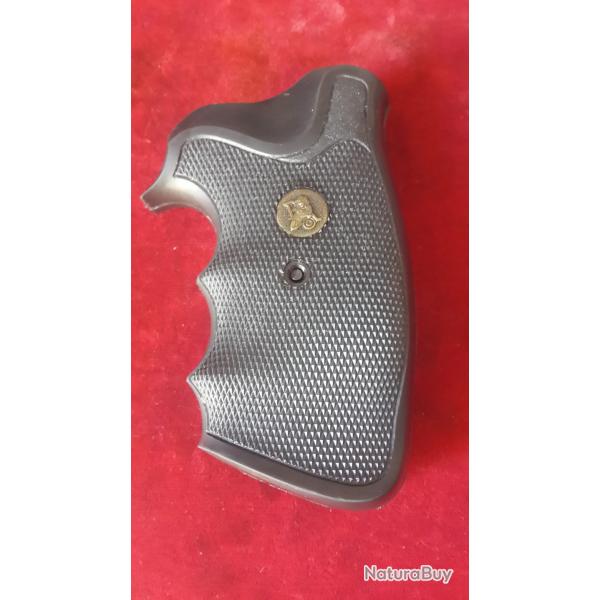 POIGNEE PACHMAYR GRIPPER COLT PYTHON