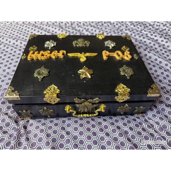 Vend unPistolet alarme 9 mm  blanc.