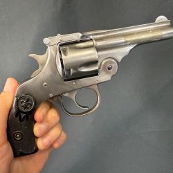 REVOLVER TYPE HARRINGTON RICHARDSON cal. 38sw