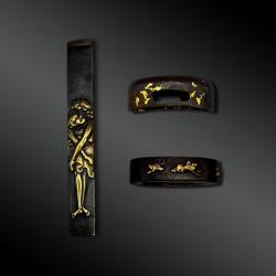 ENSEMBLE Fuchi, Kashira et Kotsuka - Japon - Période Edo (1603-1868)
