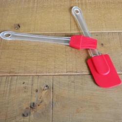 Maryse et Pinceau silicone rouge