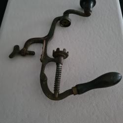 Ancien sertisseur de cartouches