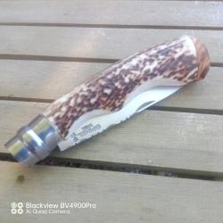 Opinel cerf no9......BIEN LIRE L ANNONCE