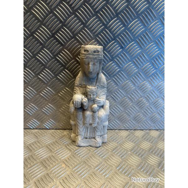 statue religieuse vierge a l enfant dite la morenet pierre calcaire style roman