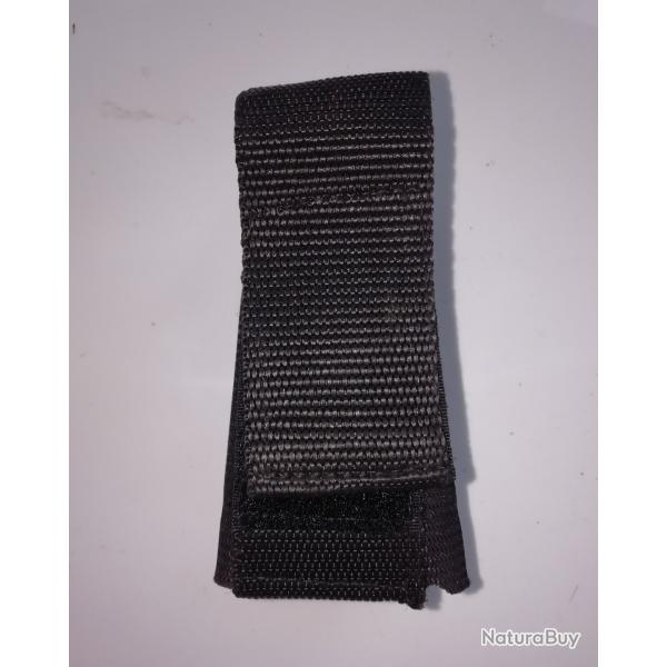 Etui bombe lacrymogne