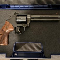 Révolver Smith et Wesson 586 classics