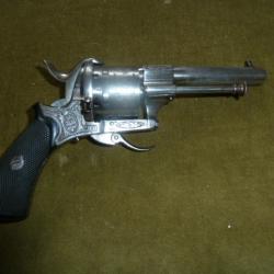 revolver à broche