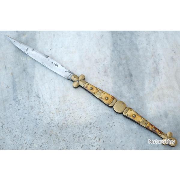 Grand Couteau 47,5 cm pliant Navaja Vendetta XIXme sicle Lame signe Pique  Oloron  CAE25NAV001