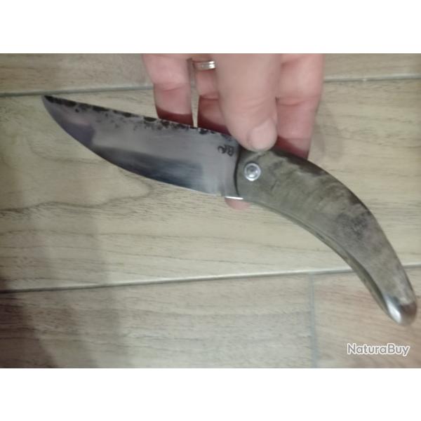 Couteau pliant deux clous forg en acier carbone et blier