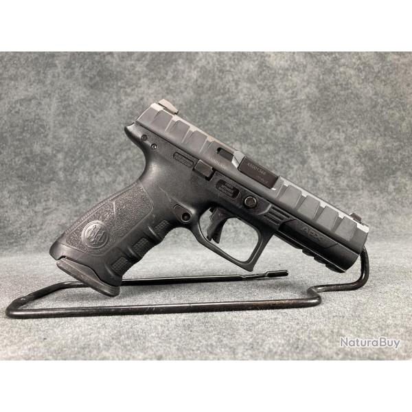 Pistolet 4 BERETTA APX Cal. 9x19 - Occasion
