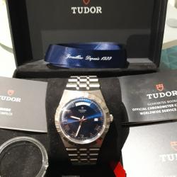 Montre Tudor royal Diamètre 41 mmFull set neuve 2024
