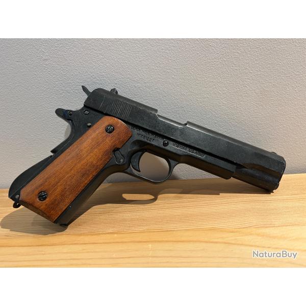 Vends un lot de plusieurs répliques de chez Denix, en très bel état.