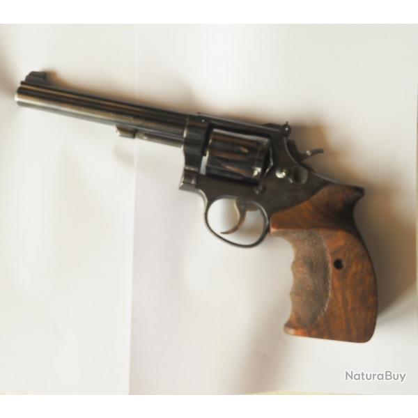 SMITH et WESSON 38