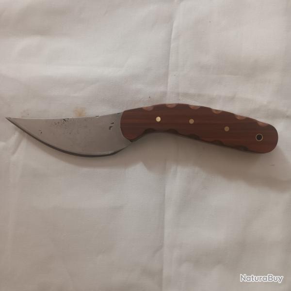 couteau artisanal a dépecer