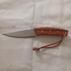 couteau artisanal , manche muiracatiara
