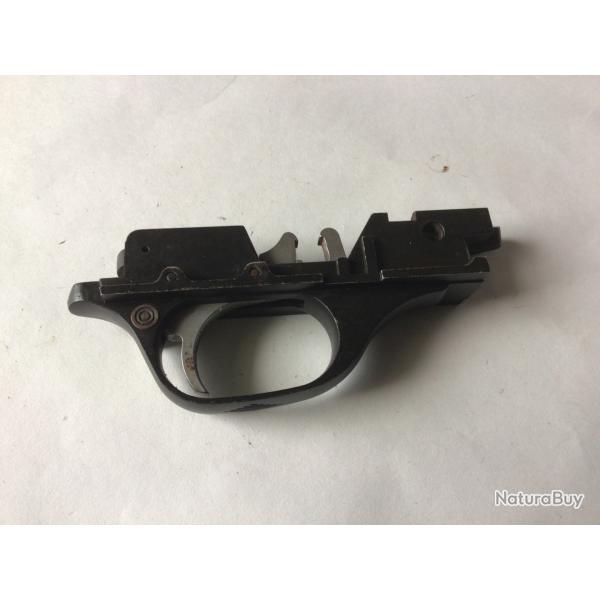 VENDU PAR LE-CUIRASSIER SOUS GARDE DE FUSIL S/A BERETTA 1200 F CAL 12