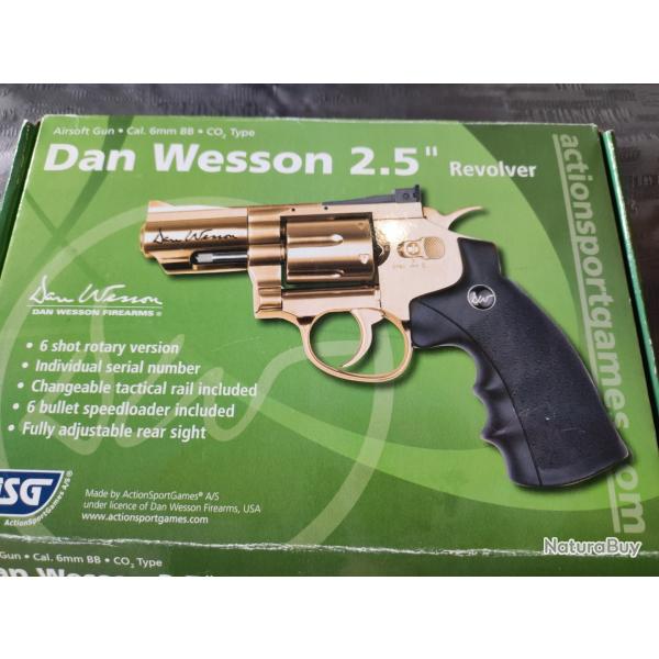 Dan Wesson 2.5" gold neuf1.7 joules