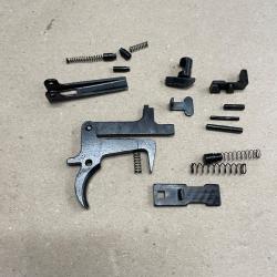 Lot de pièces  Erma E M1 (.22 LR)