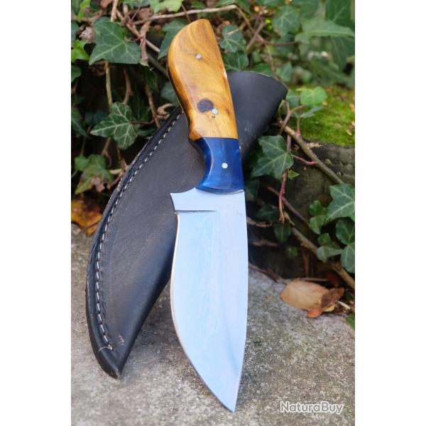 Couteau de Survie Bushcraft Lame Acier Carbone 1055 Manche Bois Etui Cuir Fabricat Artisanale