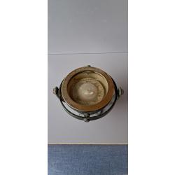 14/18 - Boussole ou compas - VION Aéronautique Paris - fond noir et indications phosphorescentes