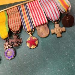 Barrette de m&eacute;dailles miniatures