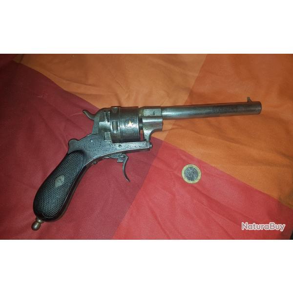 Revolver type lefaucheux gravé