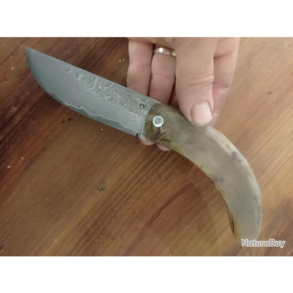 Couteau pliant deux clous damas et blier