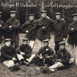 CPA -  Un Groupe Soldat Allemand - N°4102