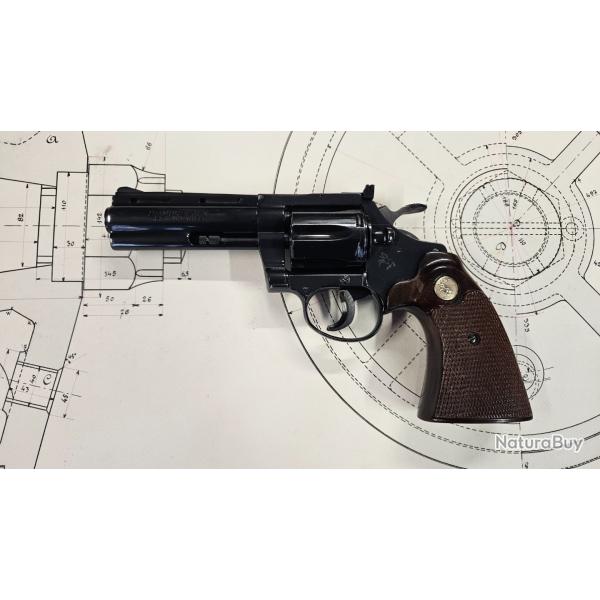 rare revolver colt diamondback calibre 22LR de 1977