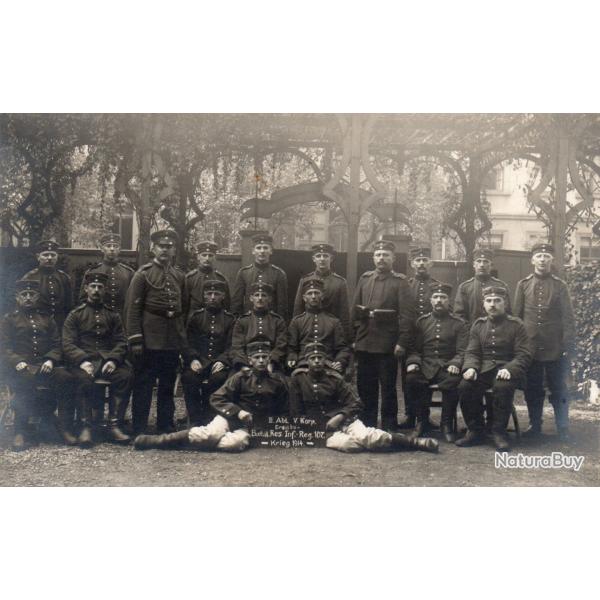 CPA -  Un Groupe Soldat Allemand - N4106