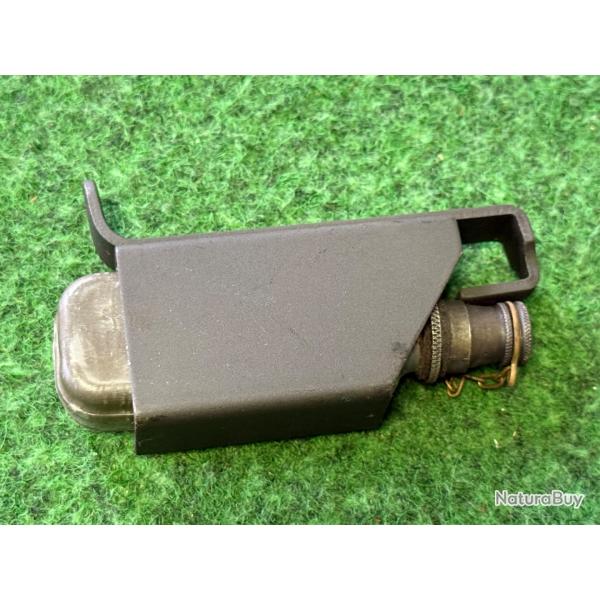 BURETTE A HUILE  ET CHARGETTE   POUR MAT 49  ARMES  ARME FRANAISE  W W 1