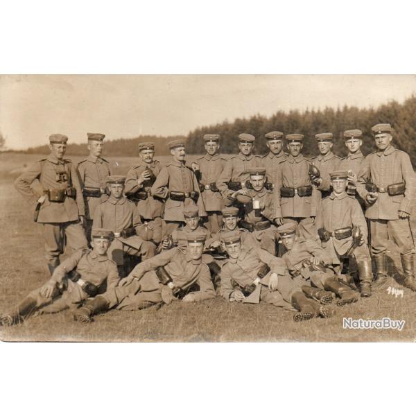 CPA -  Un Groupe Soldat Allemand - N4107