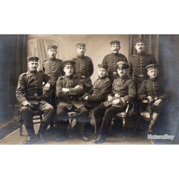 CPA -  Un Groupe Soldat Allemand - N4108