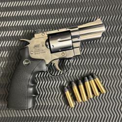 Dan wesson 2,5 pouces Calibre 4.5