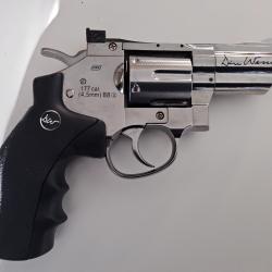 Révolver Dan Wesson 715
