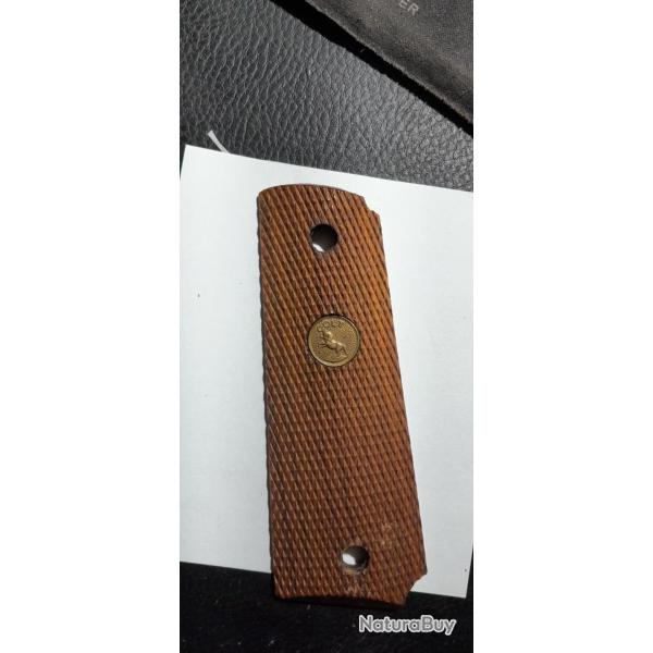 Crosse pistolet Colt 1911