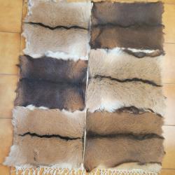Tapis de peaux de chevreau