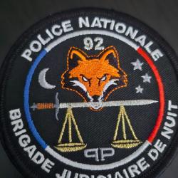 Lot d'écussons de collection Police en tissus