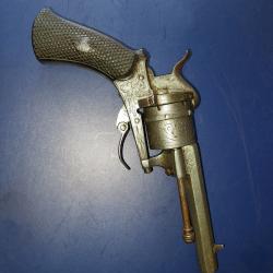 Revolver type lefaucheux 7mm à cartouches à broches