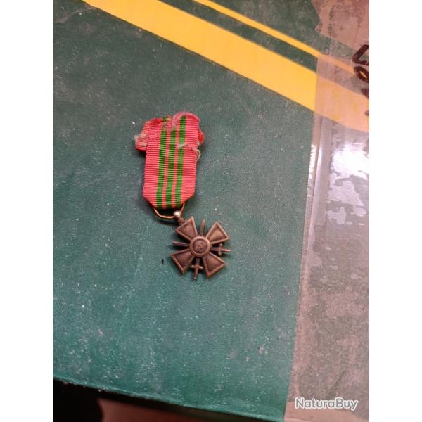 Mdaille miniature croix de guerre toe