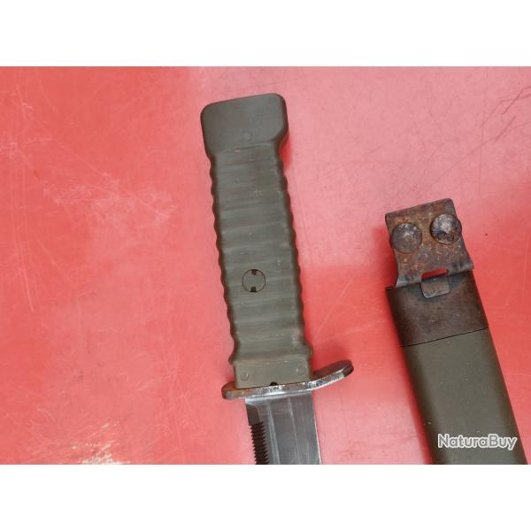 Couteau coupe barbelés