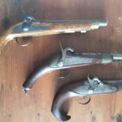 lots pistolet poudre noir jukar et repliques a identifiè